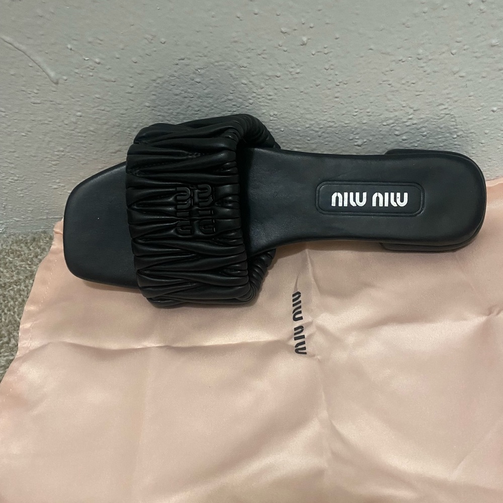 Miu Miu Matelass Leather Slides - image 5